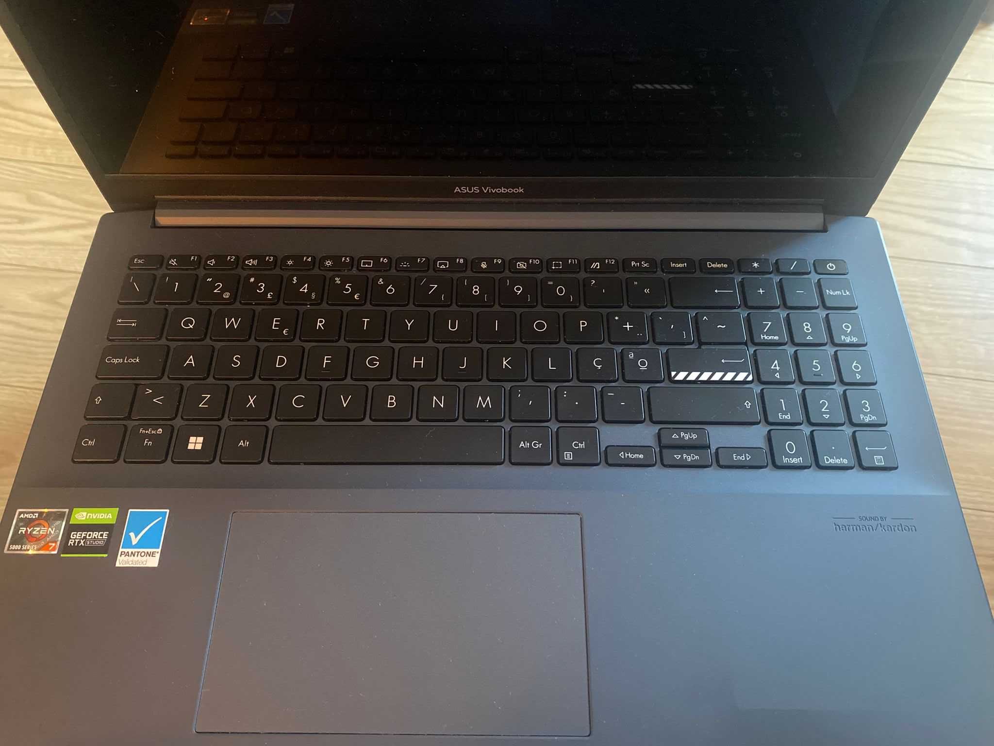 Portátil Asus Vivobook 15'' M6500Qc