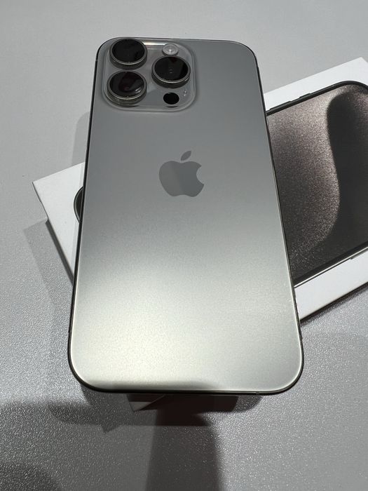 IPhone 15 pro 128gb Natural Titanium