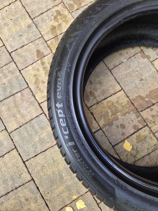Opony Hankook 235/45/18