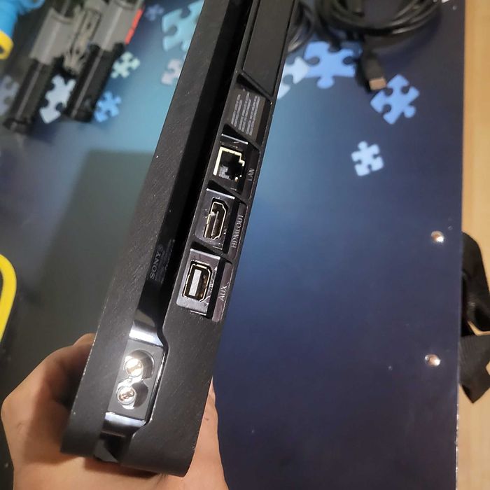 VENDO Ps4 + jogos