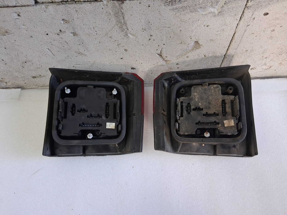 vw t4 komplet tylnych lamp dymione