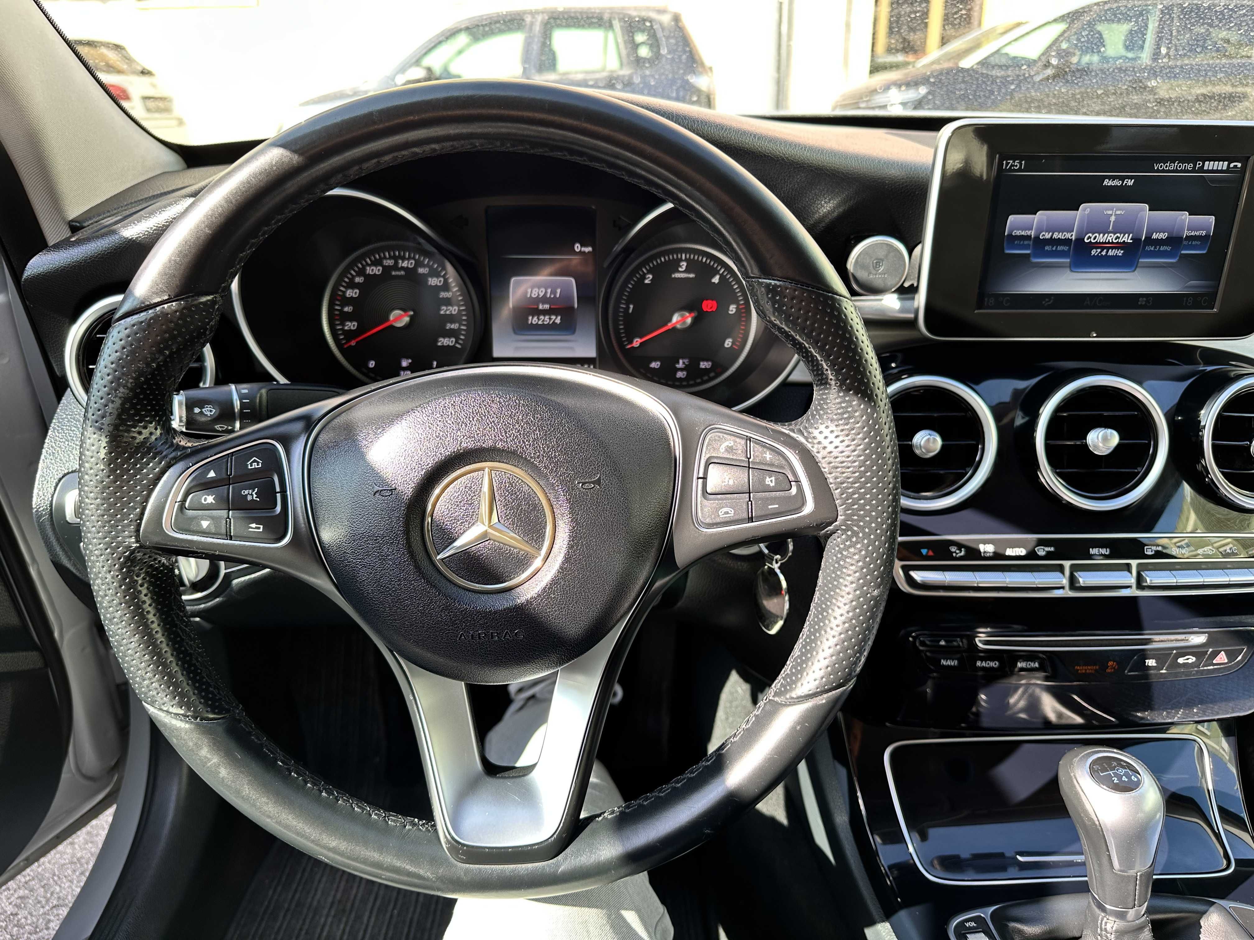 MercedesBenz C200d Sedan - 2017 - 6Vel. Manual - 165.000km