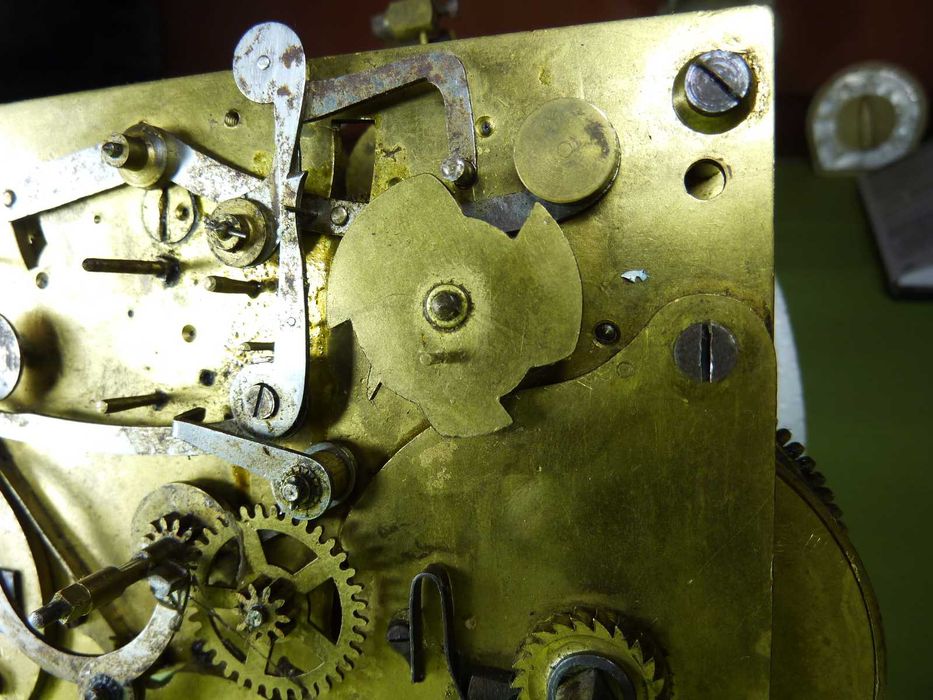 Mechanizm Starego Zegara 81 Duży   Kwadransowy 8 gong