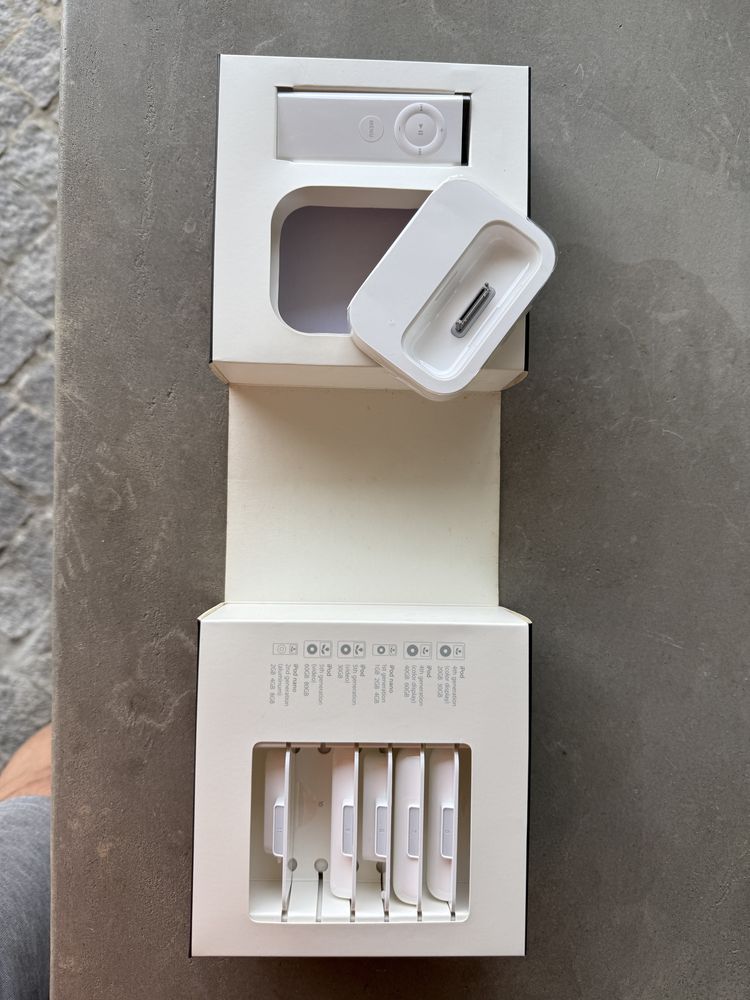 Dock Station Apple para Ipod +kit de conecção Video Original
