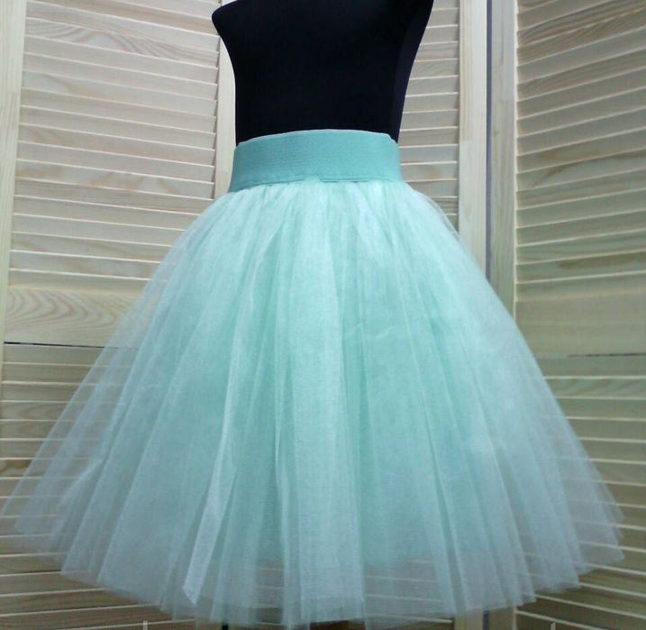 Юбка из фатина мятного цвета