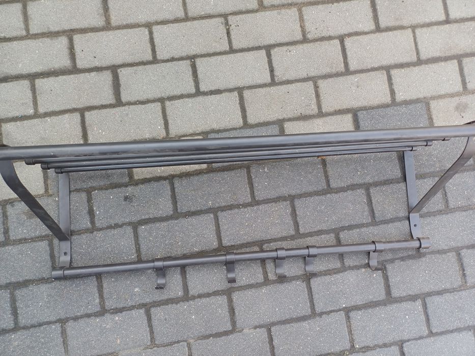 Półka z wieszakami ikea