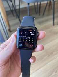 Apple Watch SE czarny