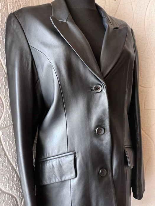 Пиджак черный  натуральная кожа женский размер 46-48