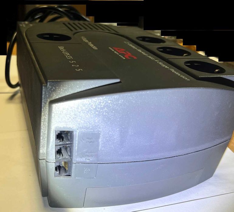 Источник бесперебойного питания  APC Back-UPS ES 525VA