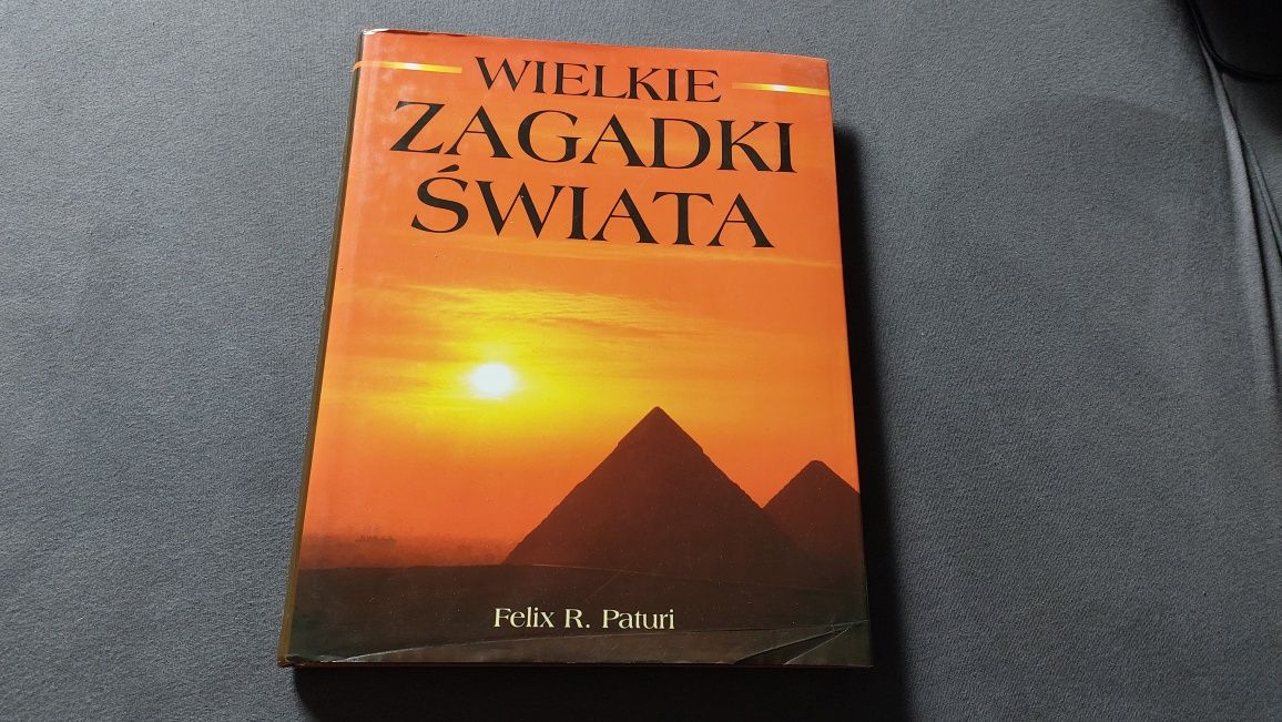 Wielkie Zagadki Świata ilustrowany album.