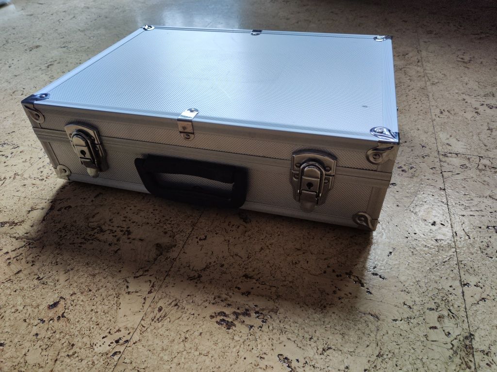 Line 6 Pod Go + Case + IR + protektory
