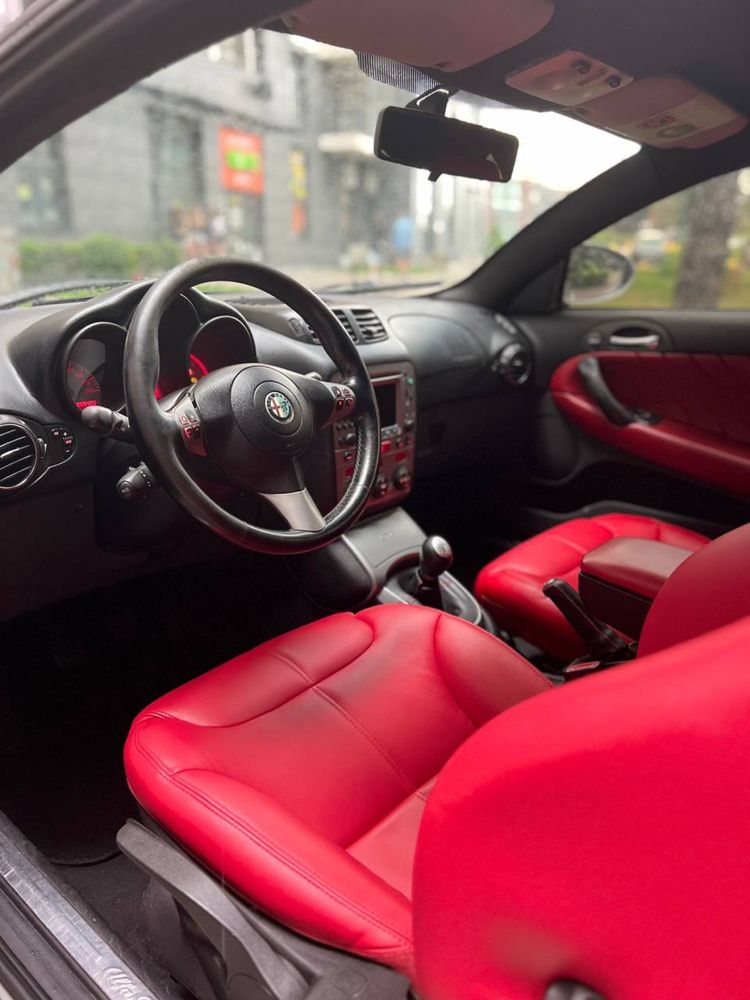 Alfa romeo GT turbo