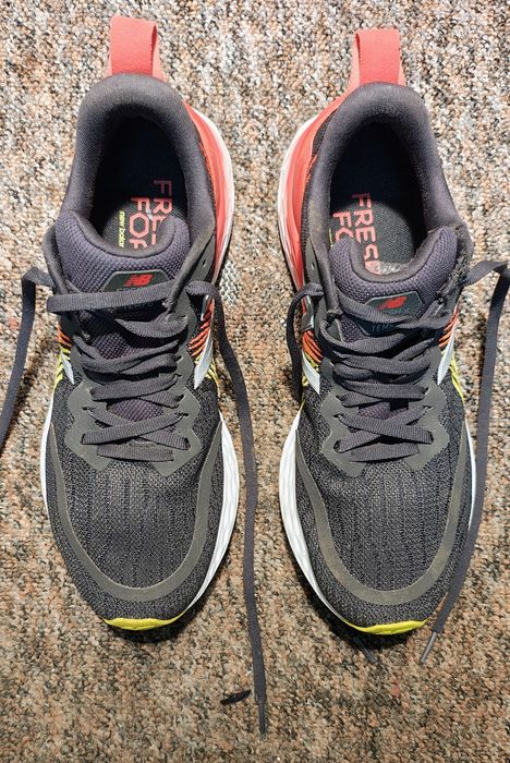 Buty biegowe New Balance Fresh Foam Tempo 40,5