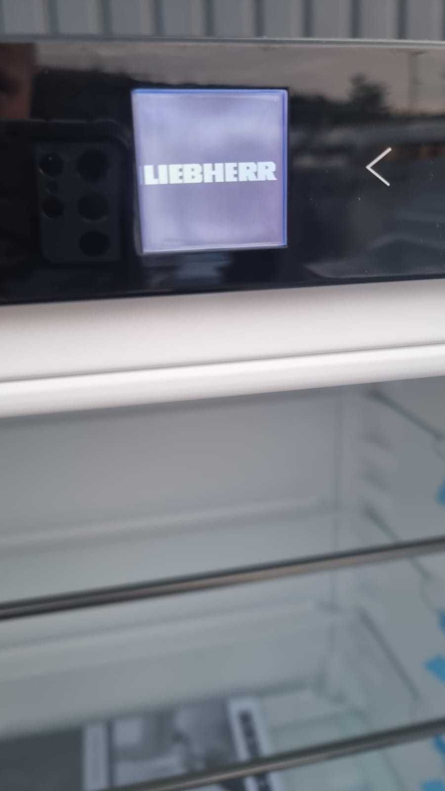 Chłodziarka do zabudowy  Liebherr DRe 3900, EasyFresh, LCD, JAK NOWA