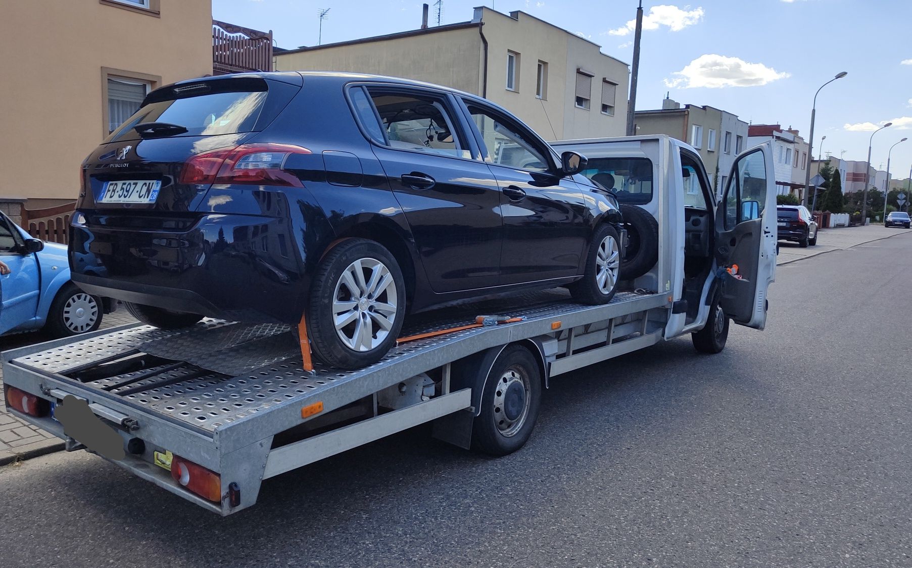 Usługi transportowe holowanie laweta auto pomoc autolaweta