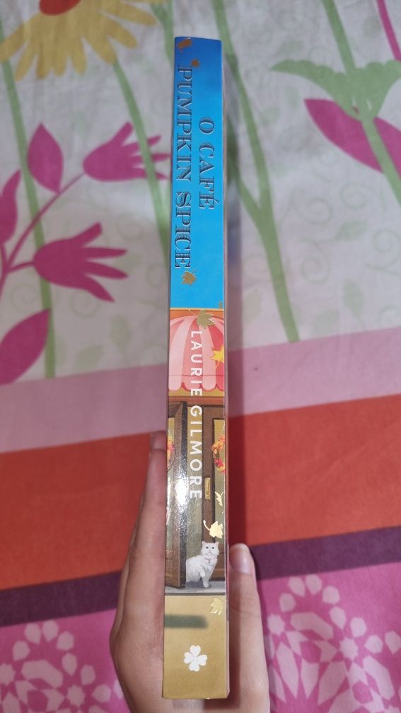 Livro " O Café Pumpkin Spice"