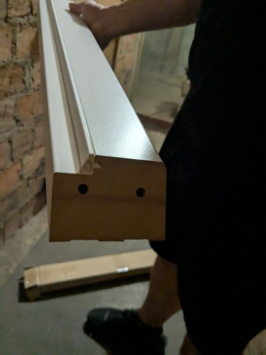 Ościeżnica nieregulowana biała