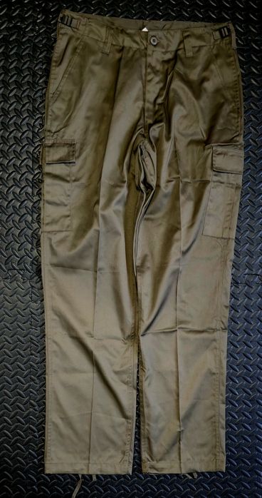 SURPLUS Raw Vintage męskie spodnie bojówki Survival r.M