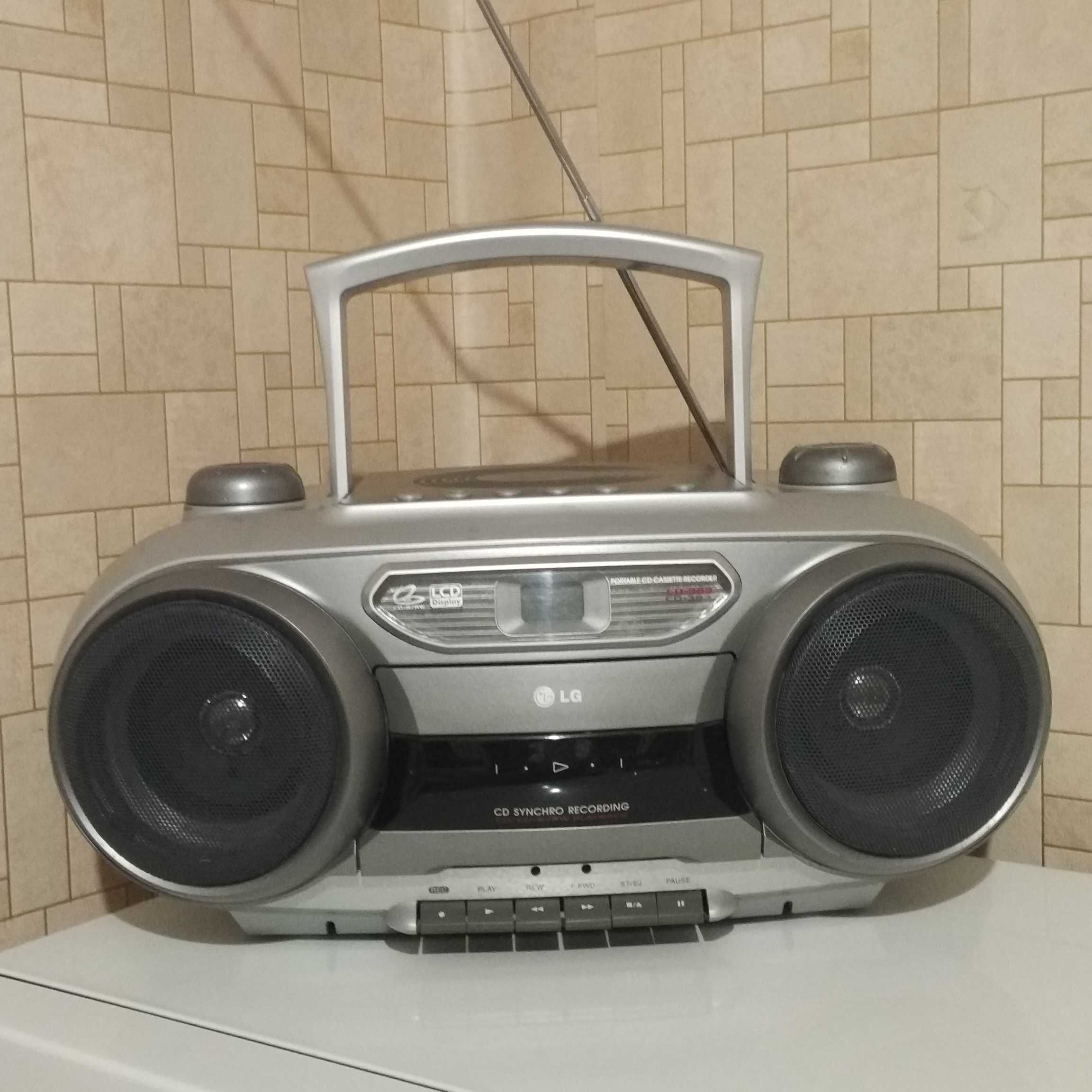 Переносна магнітола LG CD - 363AX