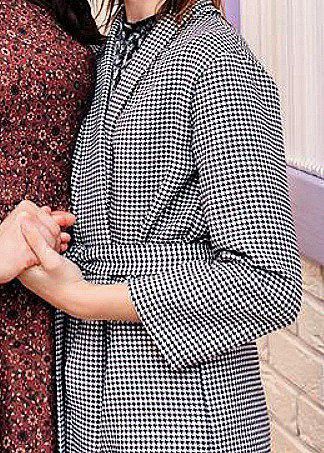 Брючний костюм жіночий