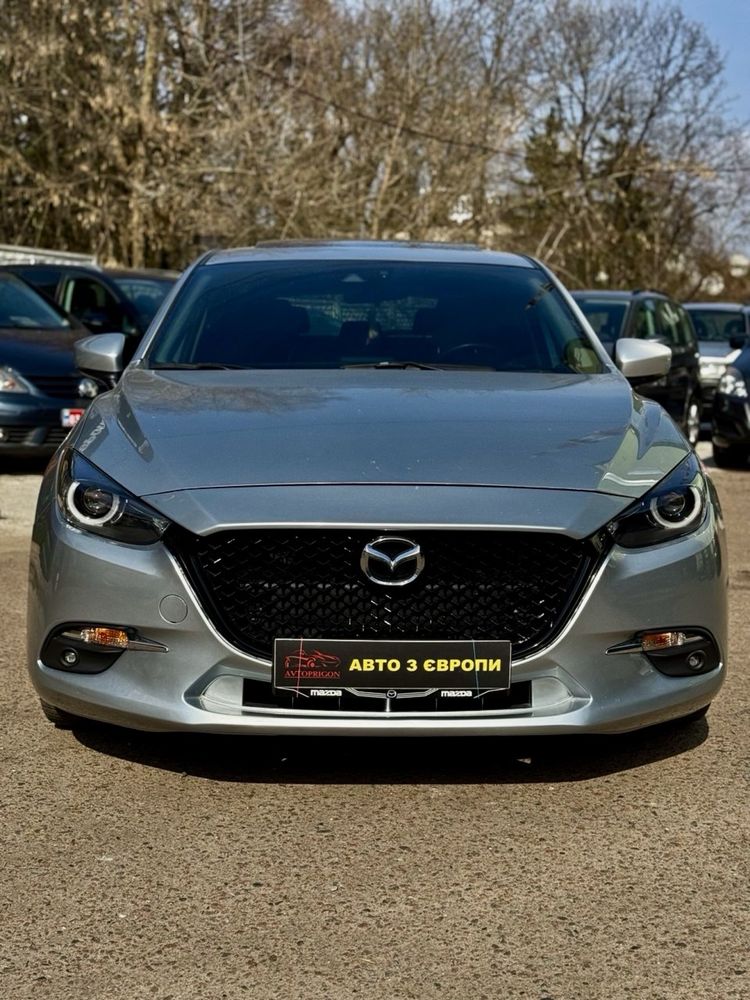 Mazda 3 2.5 бензин 2017 рік