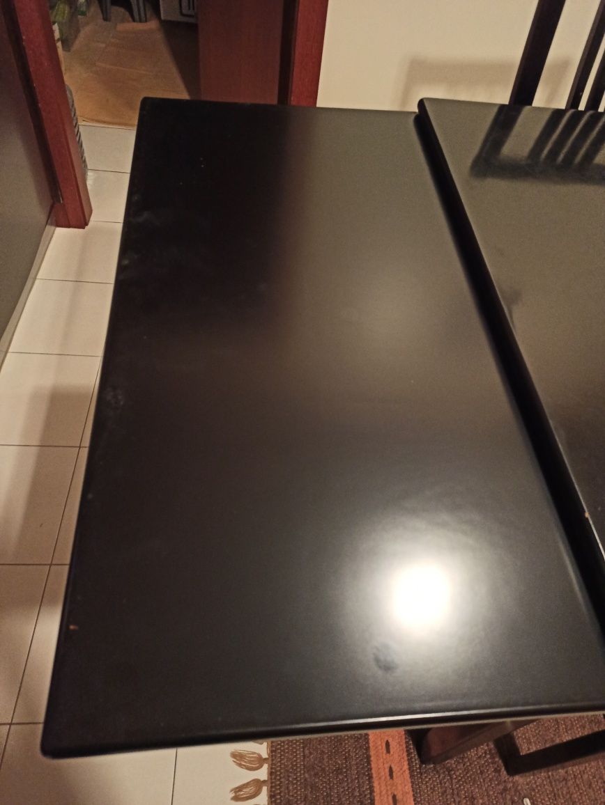 Mesa de Jantar lacada a preto