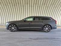 Volvo V90 GWARANCJA 06.2027,455KM, F.VAT, B&W, pneumatyka, 360, masaże, hak, 4x4