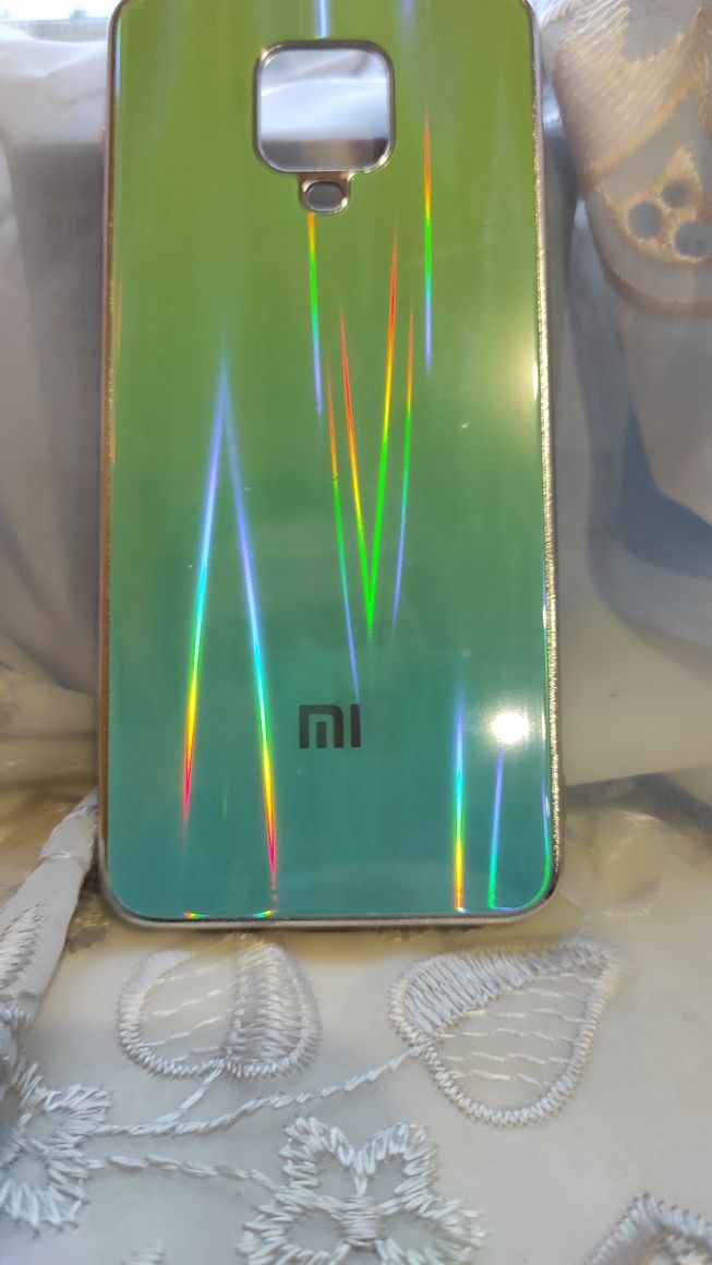 На подарок Чехол Gradient Для XIAOMI Redmi Note9 Pro 
Г