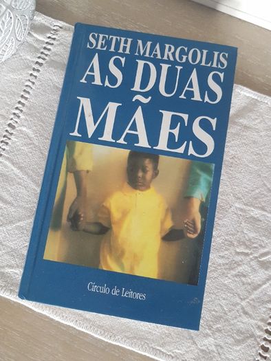 Livro "As Duas Mães"