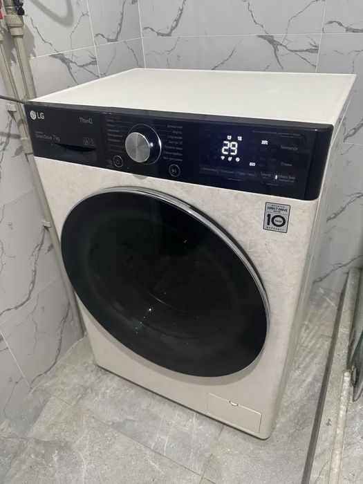Пральна стиральная машина LG F2V3HS4W Inverter Direct Drive 7 кг ThinQ