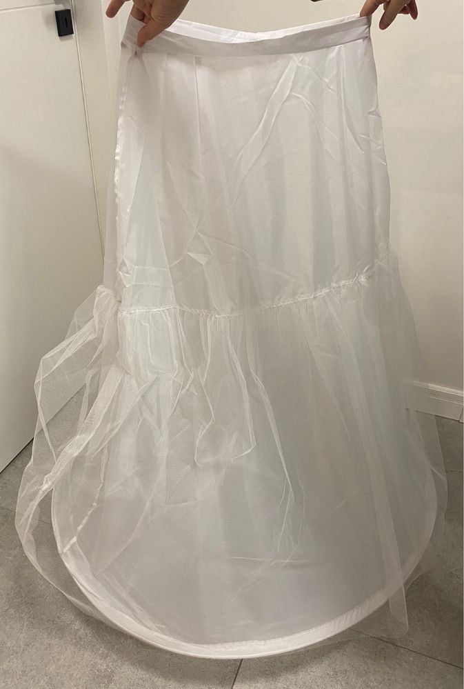 Suknia ślubna na kole litera A plus size 44 46