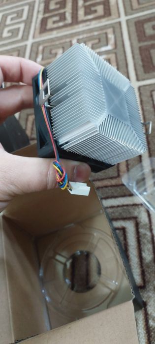 Система охлаждения AMD CPU, 4-pin для ПК