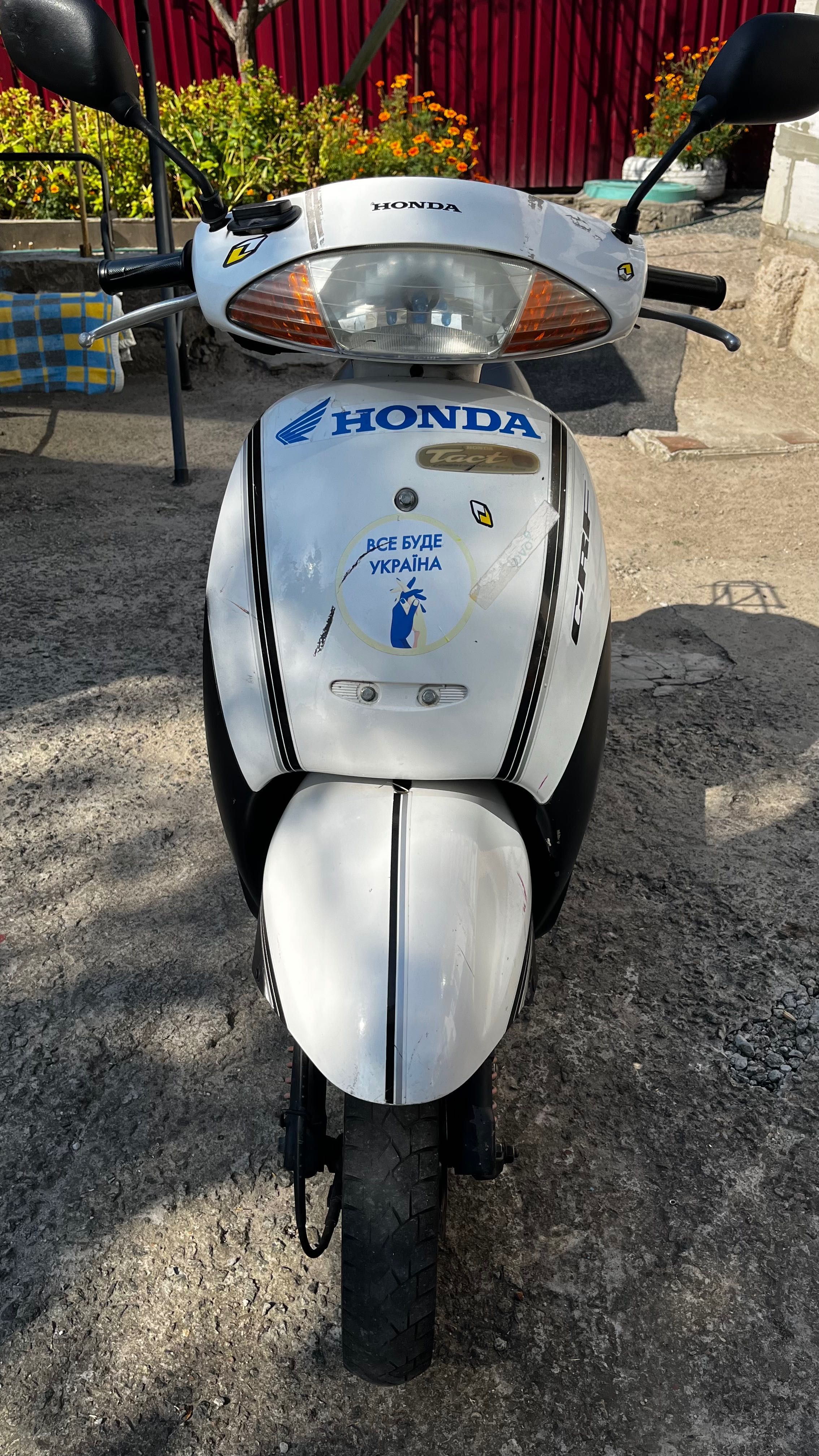 Продам скутер Honda Tact AF-51 Standup