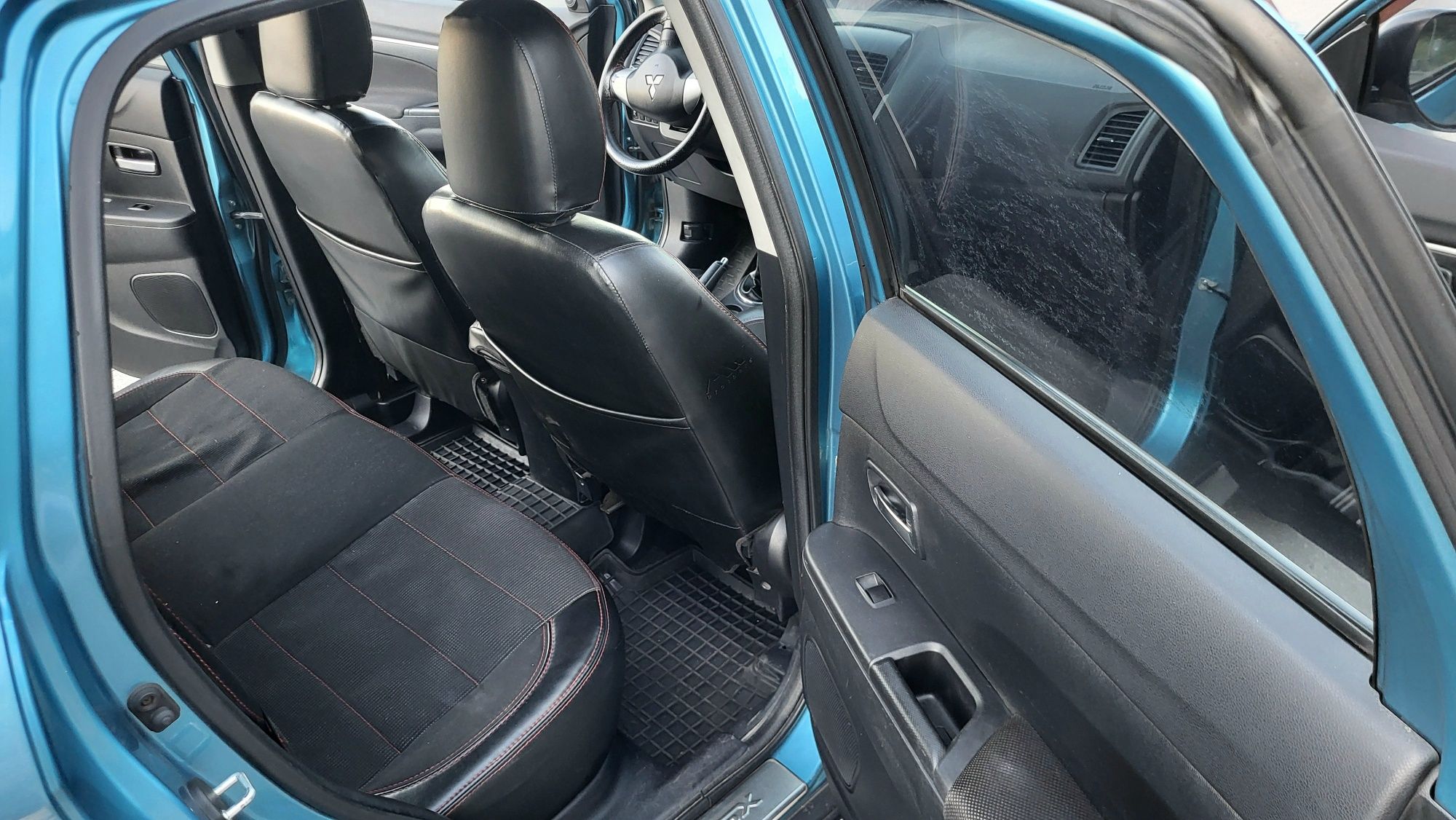 Mitsubishi ASX 2011 року