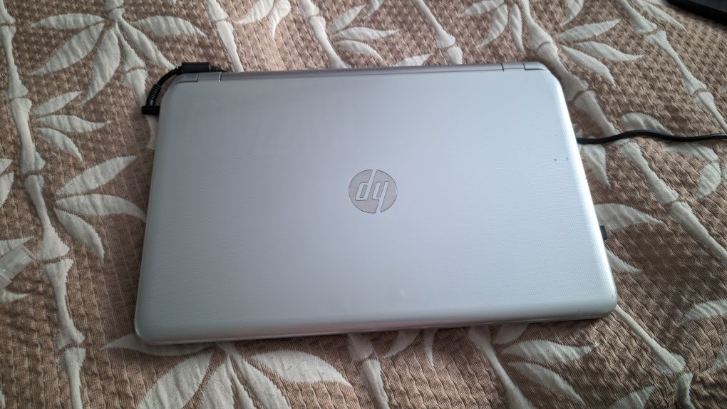 Ноутбук HP Pavilion 15-n028sr (Обновлен)