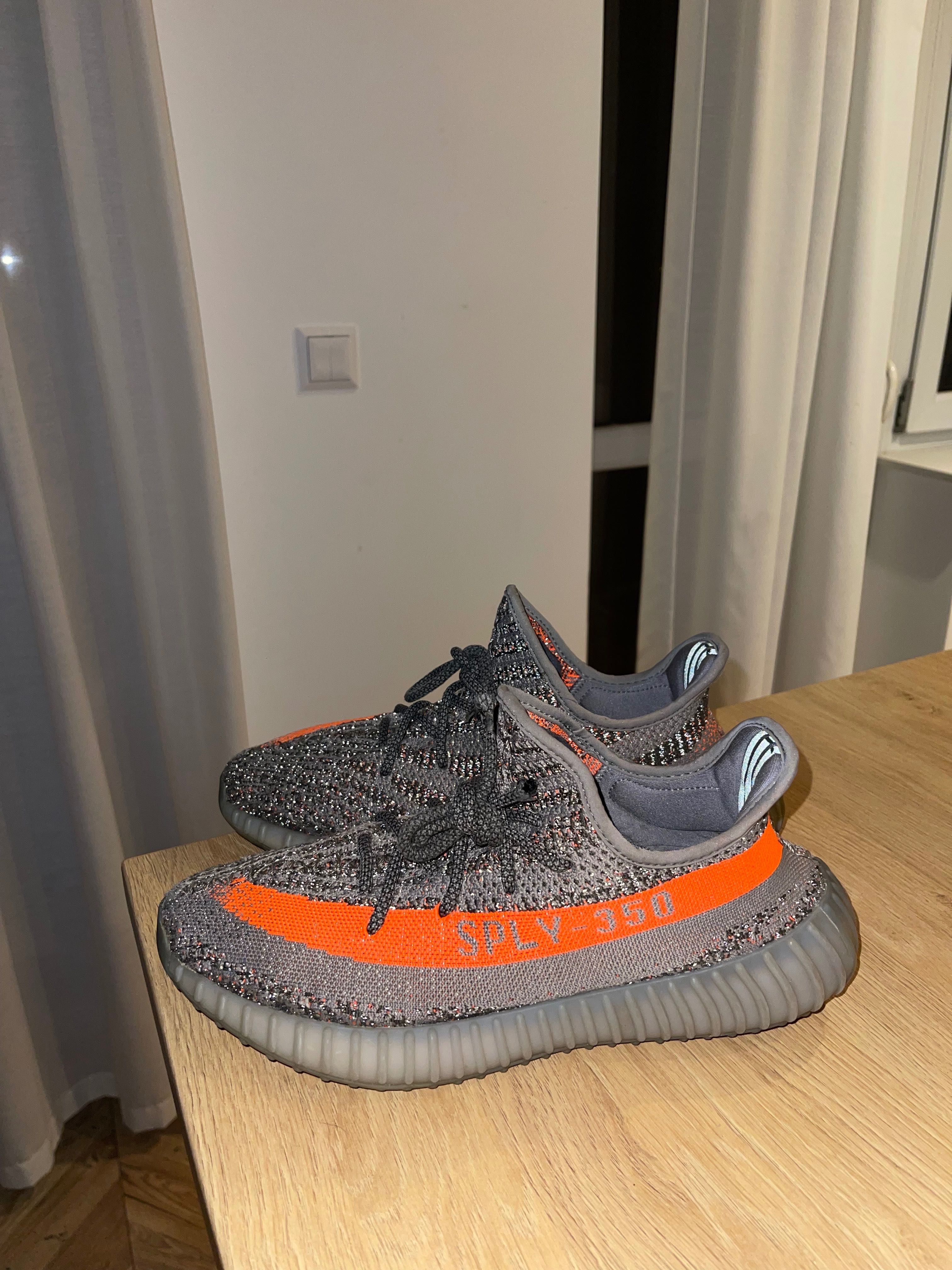 adidas Yeezy boost 350 v2 beluga reflective 44 black white