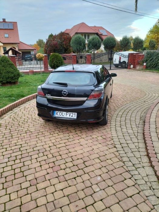 Opel Astra GTC  1.7