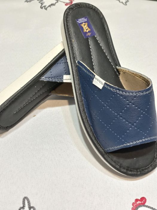 Granatowe,pantofle damskie, rozmiar 39