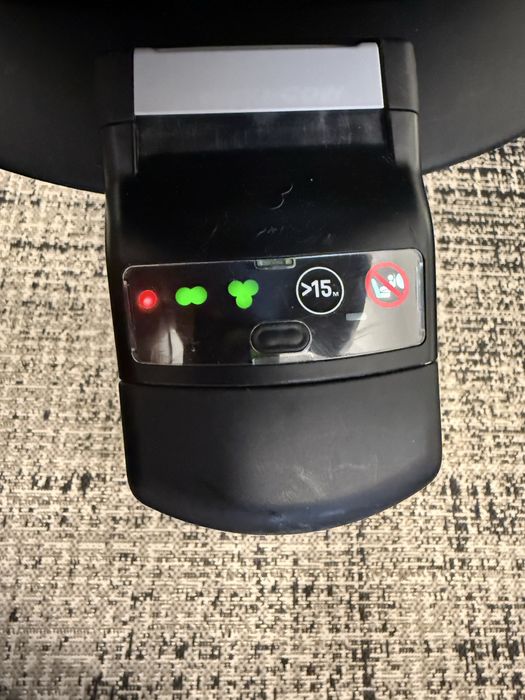 Fotelik samochodowy Maxi-Cosi Pebble Pro + baza ISOFIX 2wayFix 0-13kg