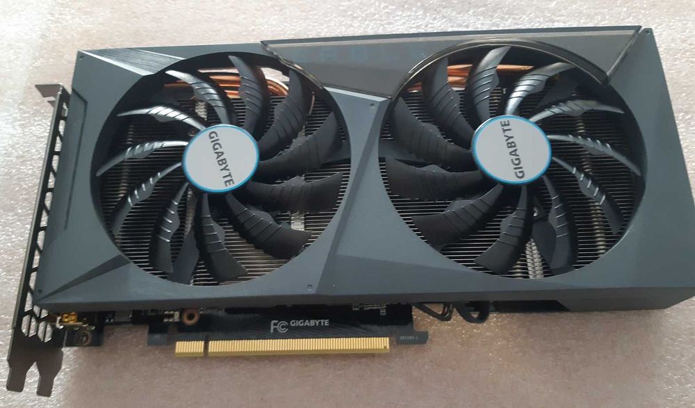 Placa Gráfica GIGABYTE RTX 3060 EAGLE OC - 12GB