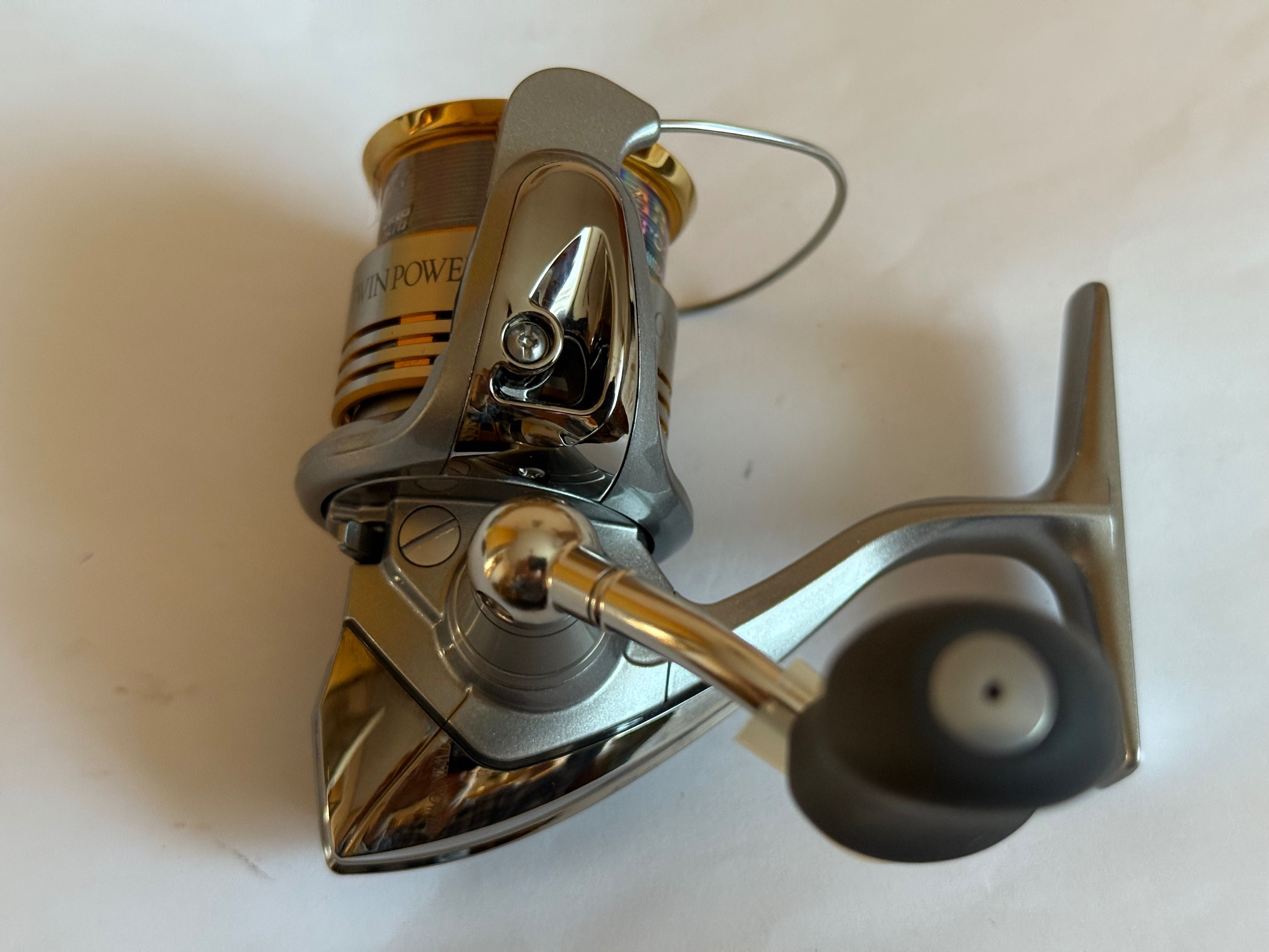 OKAZJA! Shimano 09 TWIN POWER-Mg C2000S JAPAN - IGŁA - tzw.leżak