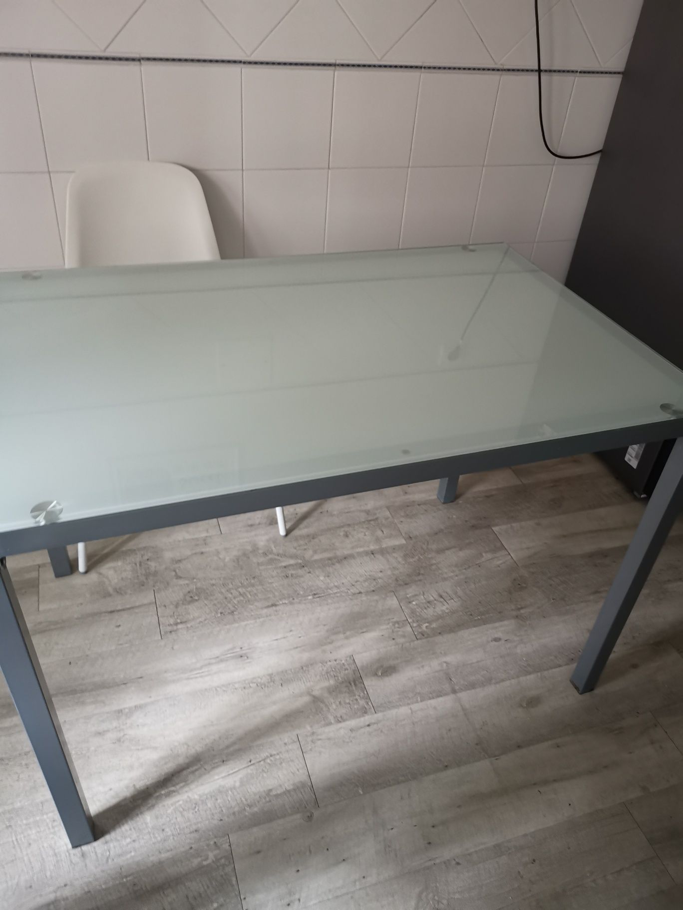 Vendo mesa de vidro