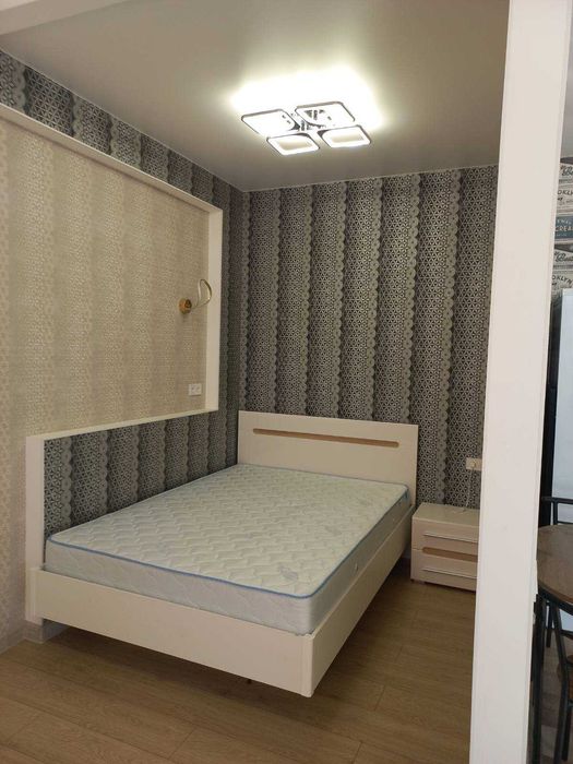 Продам затишну 1-кімнатну квартиру в елітному будинку на Марсельській!