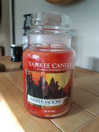 Yankee Candle Amber Moon