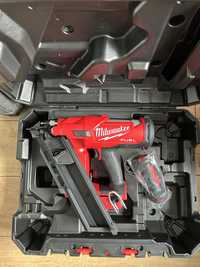 Gwoździarka Milwaukee M18FFN