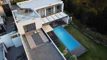 Refúgio de Luxo: Moradia com Piscina e Vista Deslumbrante