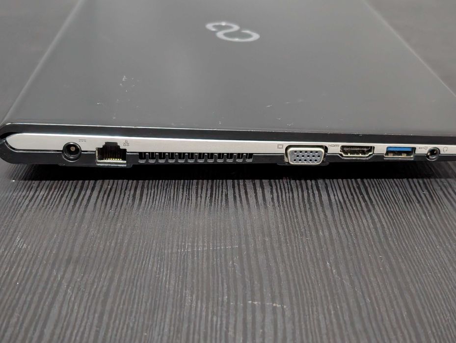 Fujitsu Lifebook S936 - I5-6200U 12GB 128GB