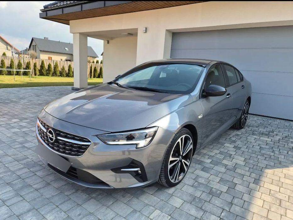 Opel Insignia 1.5D Auto prywatne mały przebieg