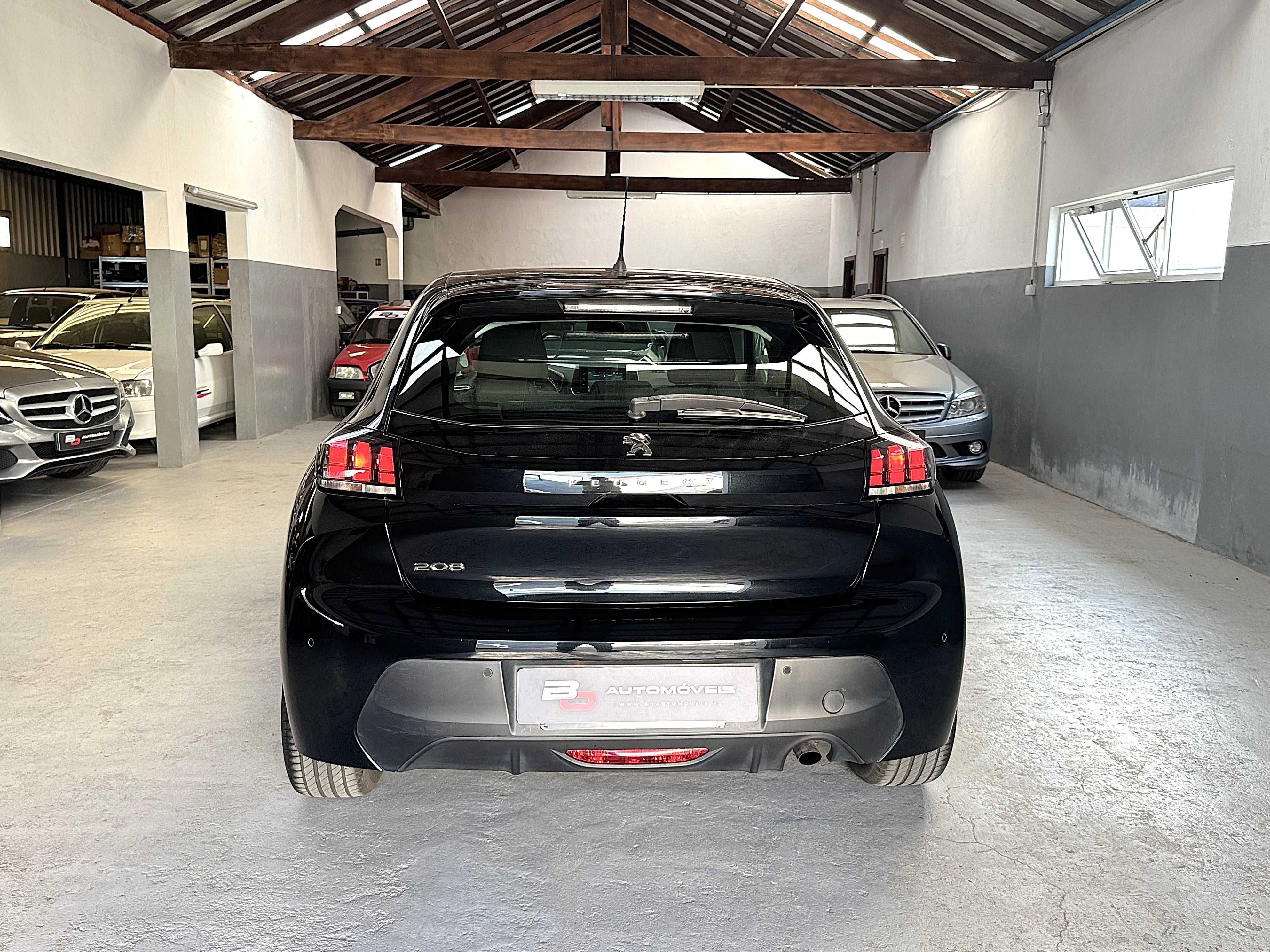 Peugeot 208 1.2 PureTech C/Novo