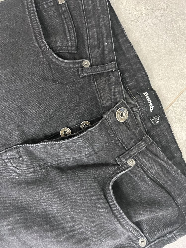 czarne spodnie jeansy skinny Bench 30W 30L